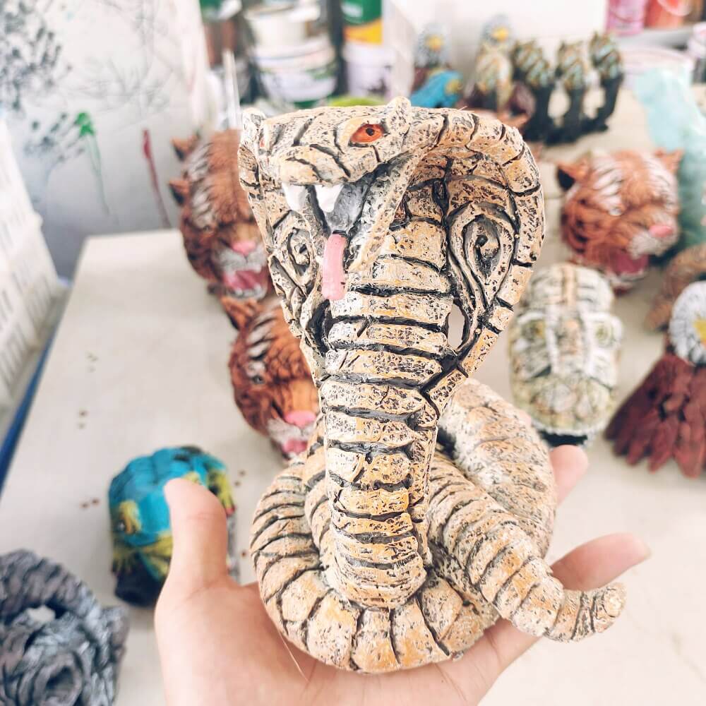 King Animal Sculpture | Animal Decoration