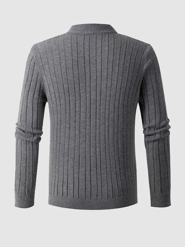 Lässiger Herrenpullover mit Zopfmuster, halbem Reißverschluss und Stehkragen
