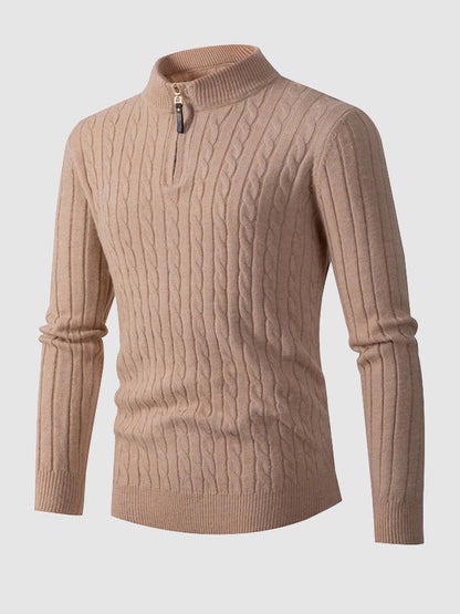 Lässiger Herrenpullover mit Zopfmuster, halbem Reißverschluss und Stehkragen