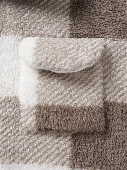 Men's Classic Plaid Fluffy Faux Fur Single Pocket Button Lapel Jacket